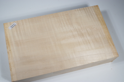 Board Curly Maple 290x173x55mm - RieAh0283