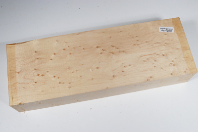 Board Birdseye Maple 285x100x50mm - VogAug0397