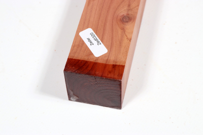 Square Eastern Red Cedar 305x40x40mm - Zed0320