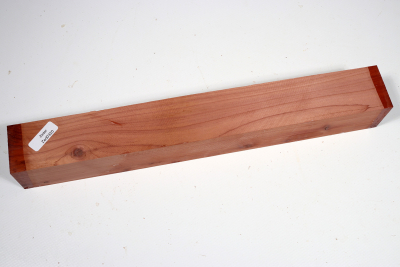 Square Eastern Red Cedar 305x40x40mm - Zed0320