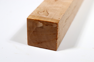 Square Karelian Masurbirch 350x33x33mm - KarMB2332