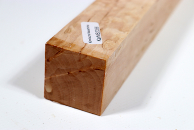 Square Karelian Masurbirch 350x33x33mm - KarMB2356