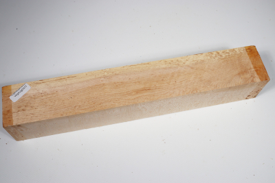 Square Birdseye Maple 305x50x50mm - VogAug0377