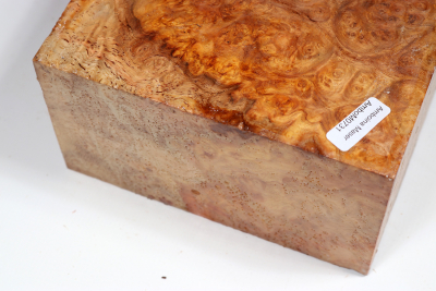 Block Amboyna Burl 150x145x82mm  - AmboM0731