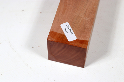 Square Pear Wood 305x45x45mm - Birn0152